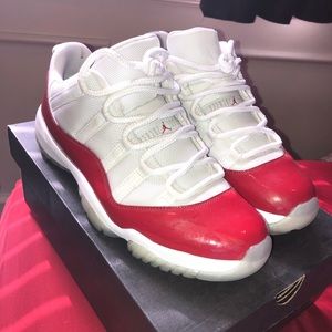 Jordan Retro 11 Cherry